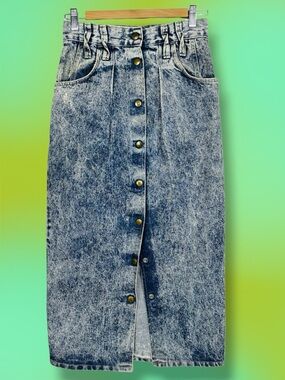 Stuffed Shirt VTG Acid Washed Retro Western Denim High Rise Button Up Midi Skirt